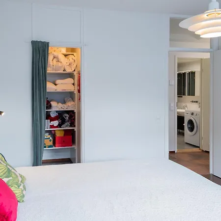 Apartment White House 61m2 Alppila Helsinki